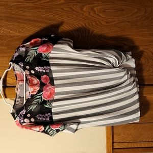 Cool Summer top, Size S